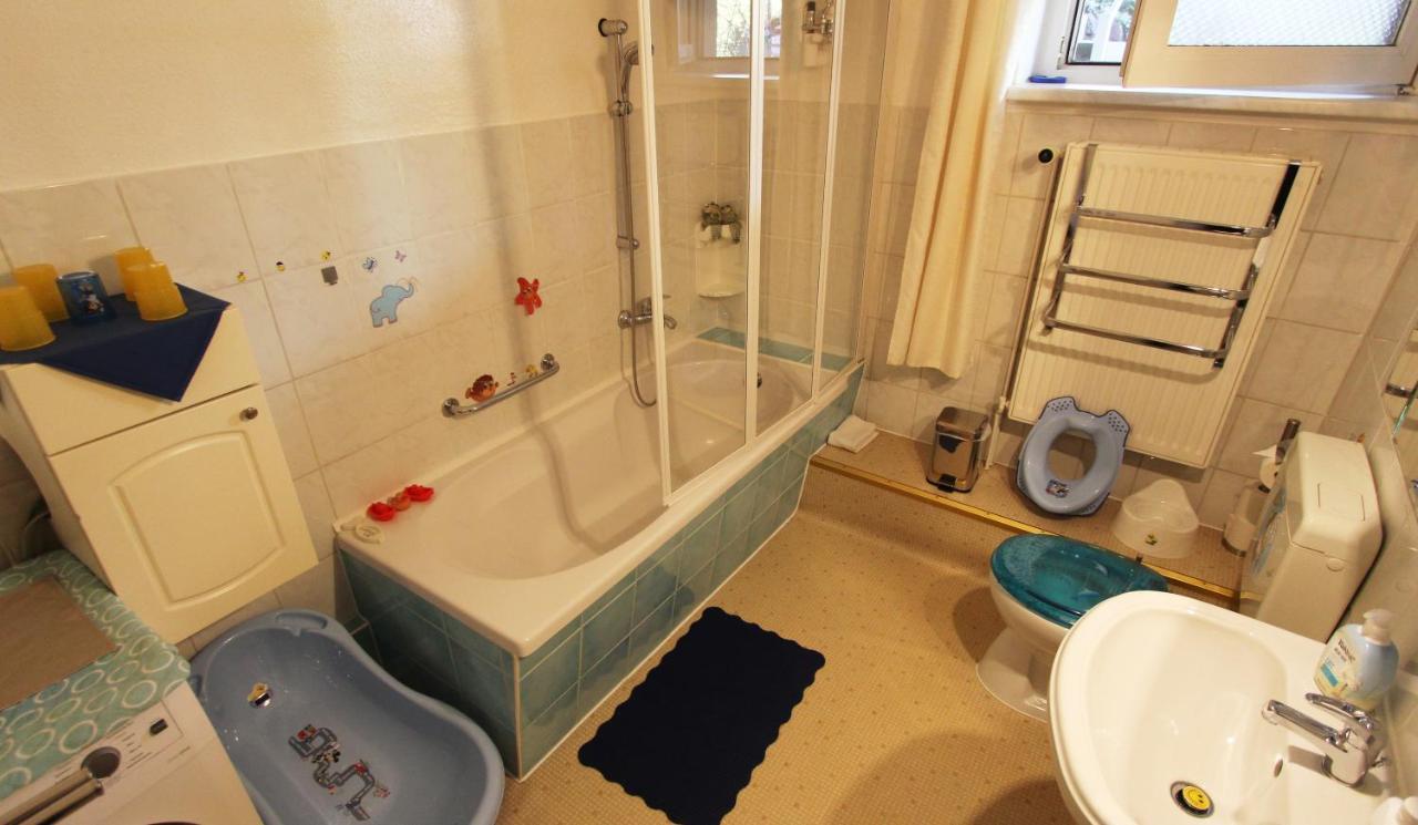 Ferienwohnung Familienwohnung Kropelin Экстерьер фото